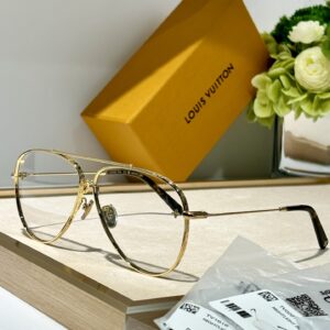 Louis Vuitto* Mod：Z1621U