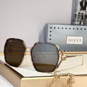 GUCC* Oversided MOD：GG1621