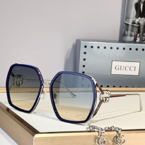 GUCC* Oversided MOD：GG1621